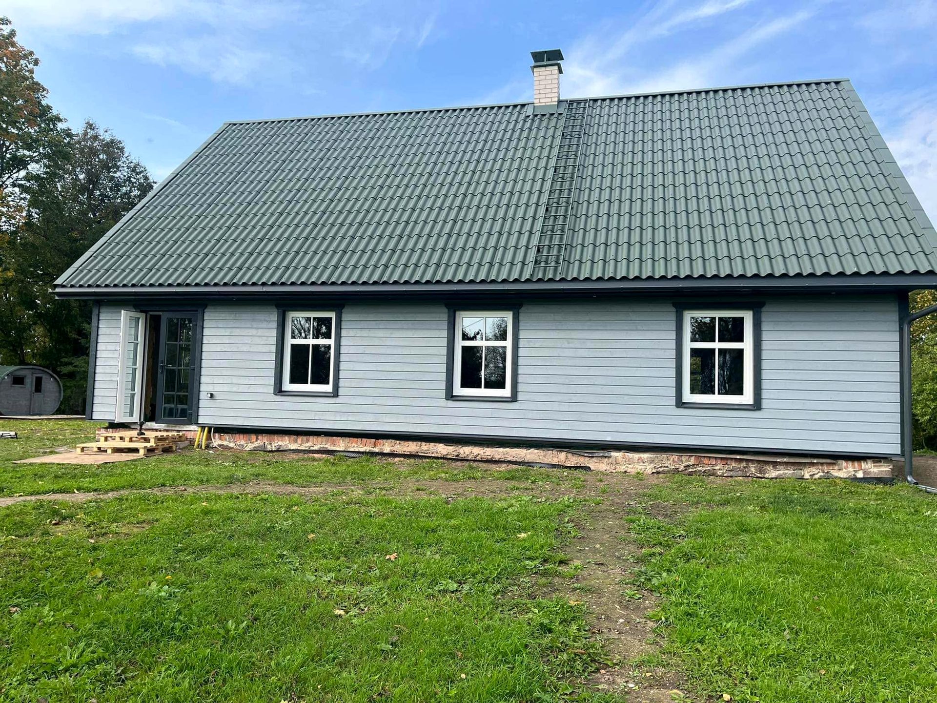 Soojustatud ja renoveeritud maja — Triimoni soojustustööd
